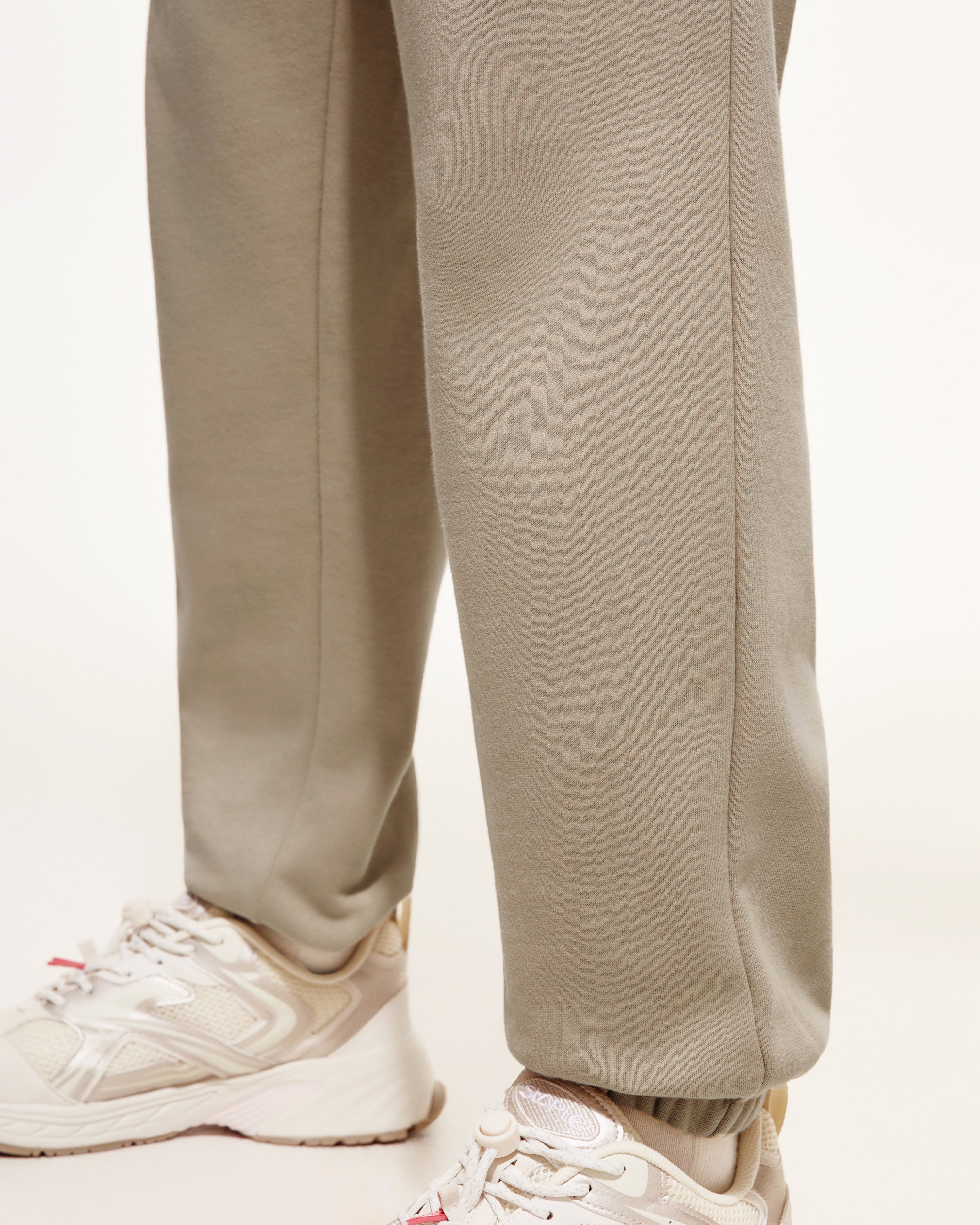 Pigeon Logo Sweatpant - Pants | Staple Pigeon